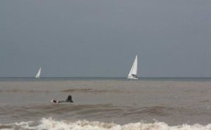 suciedad-playa-san-lorenzo-kzag-u5020329747551f-624x385el-comercio