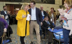 pablo-casado-mercedes-fernandez-u402451020xqh-u601916842649dtc-624x385el-comercio-elcomercio