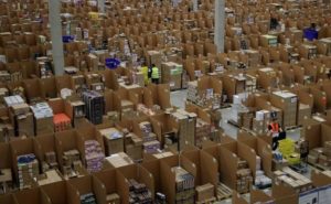 amazon-centro-logistico-alemania-ki1d-u70560923150qjd-624x385el-comercio